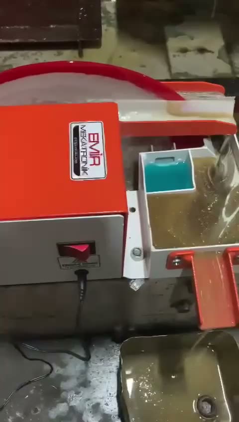EYS-D disk tipi yağ sıyırıcı çalışırken